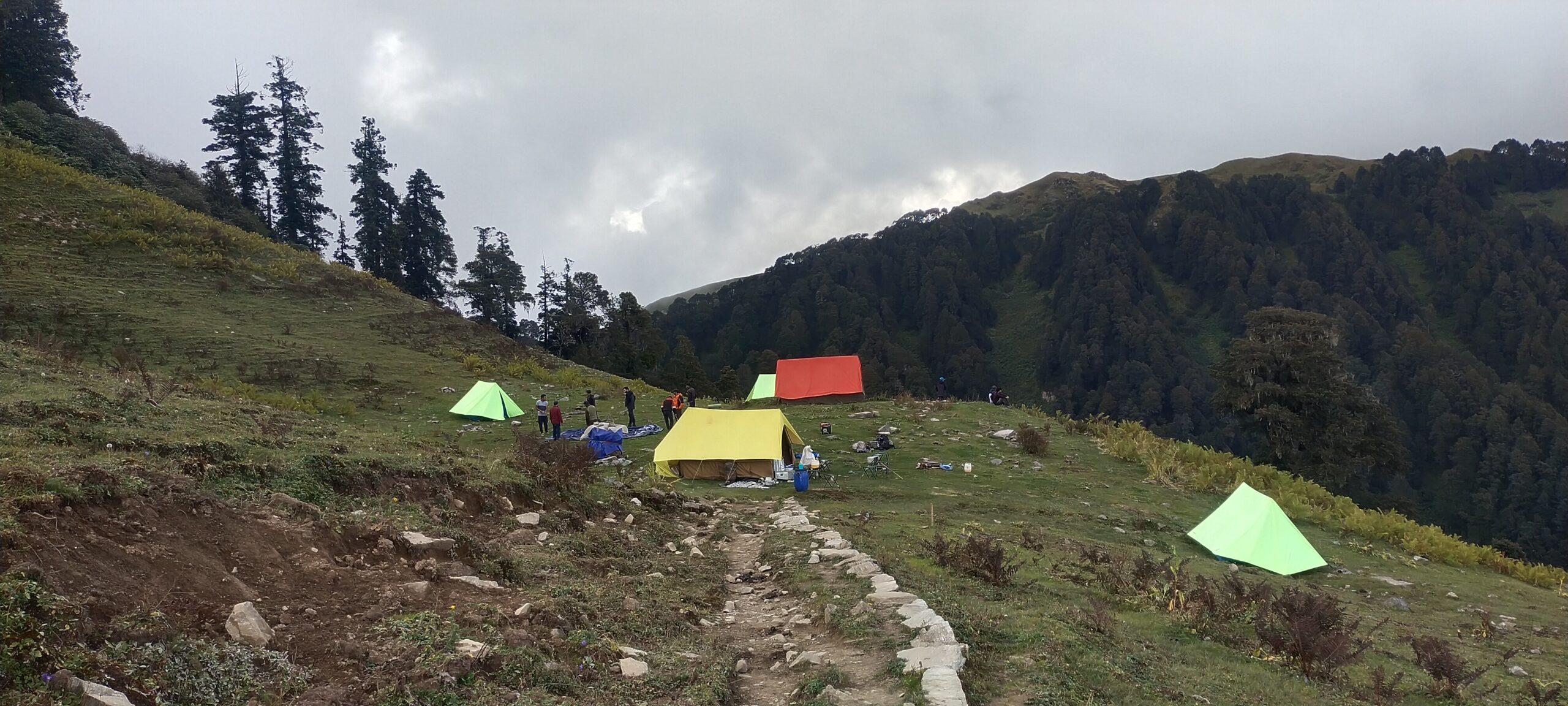 Camping site at Dayara Bugyal